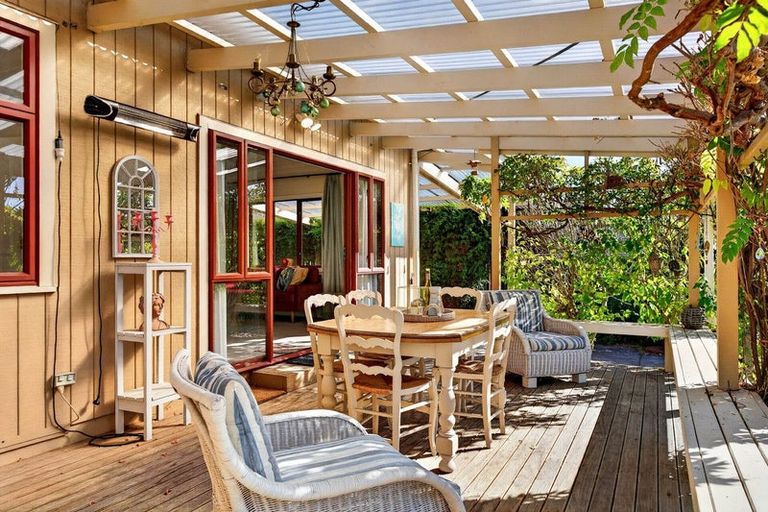 Photo of property in 33 Venice Street, Martinborough, 5711