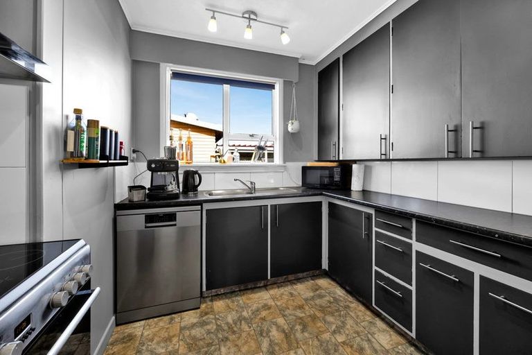 Photo of property in 112 Waihi Road, Hawera, 4610