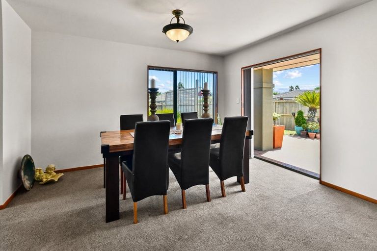 Photo of property in 3 Trossach Place, Wattle Downs, Auckland, 2103