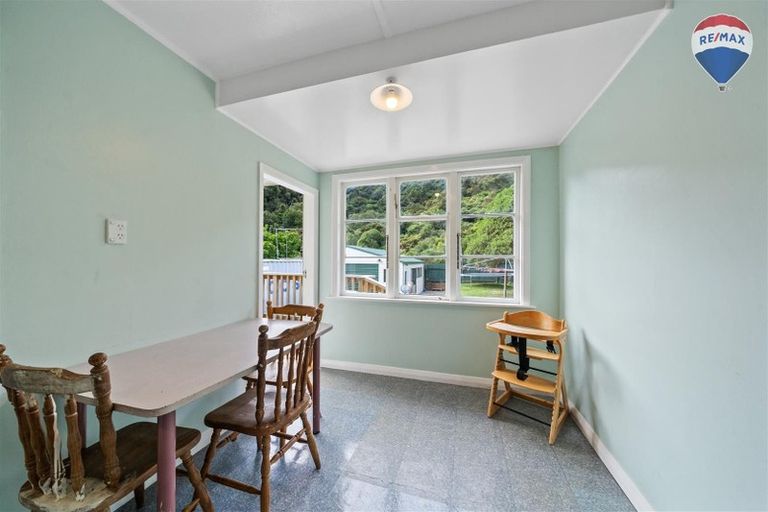 Photo of property in 37 Wilkie Crescent, Naenae, Lower Hutt, 5011