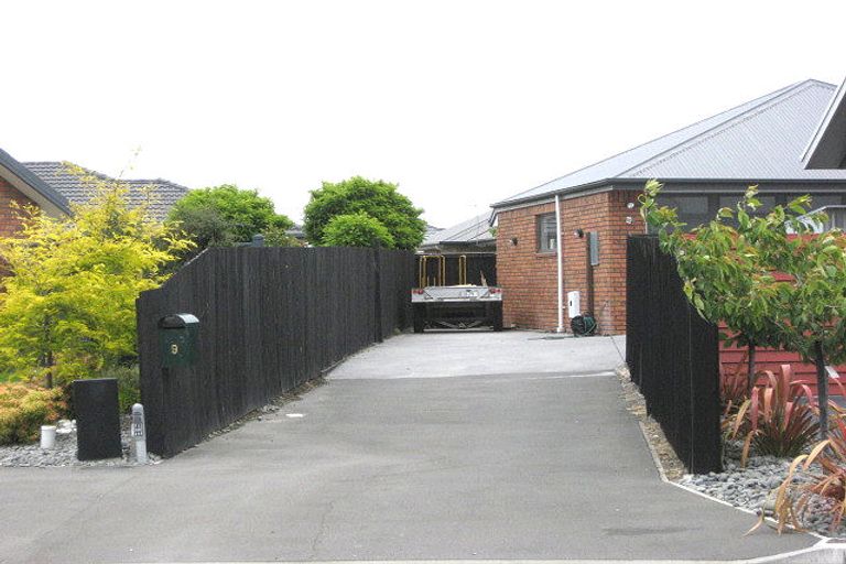 Photo of property in 9 Matua Place, Parklands, Christchurch, 8083