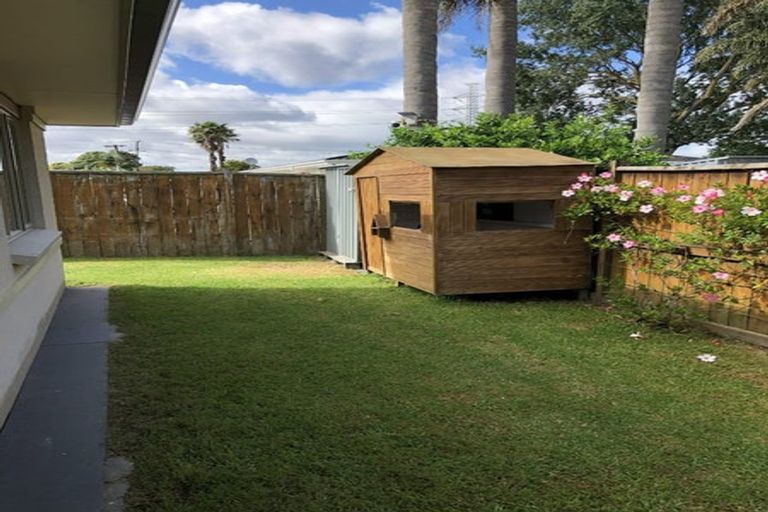 Photo of property in 32a Taka Street, Takanini, 2112