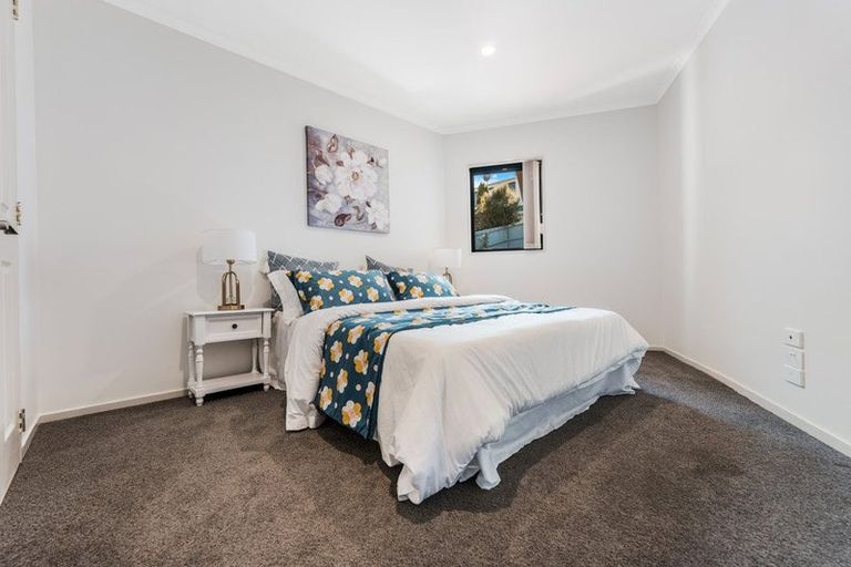 Photo of property in 48 Killybegs Drive, Pinehill, Auckland, 0632