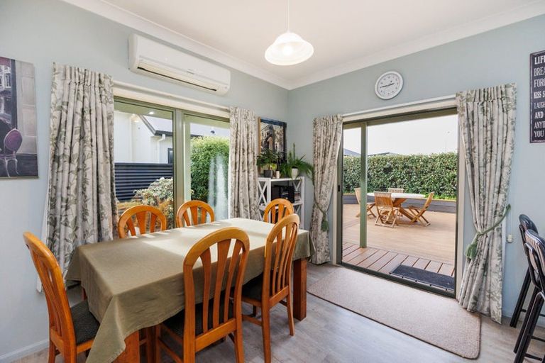Photo of property in 25 Pirie Street, Palmerston North, 4410
