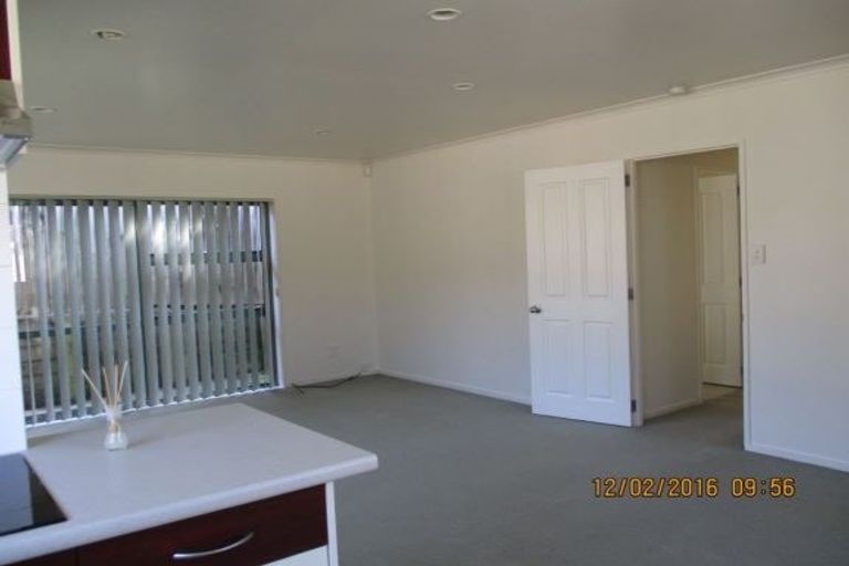 Photo of property in 9a Margarita Rise, Pukekohe, 2120
