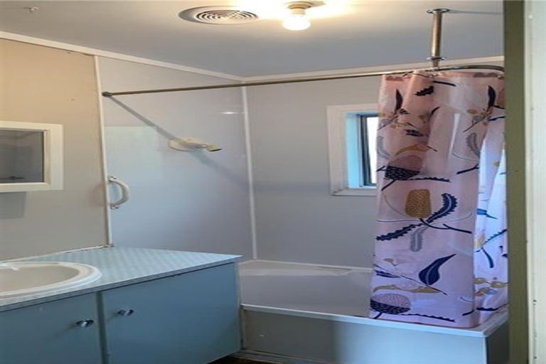 Photo of property in 11b De Havilland Place, Onerahi, Whangarei, 0110