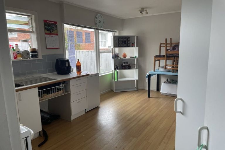 Photo of property in 43 Scenic Drive, Hillpark, Auckland, 2102
