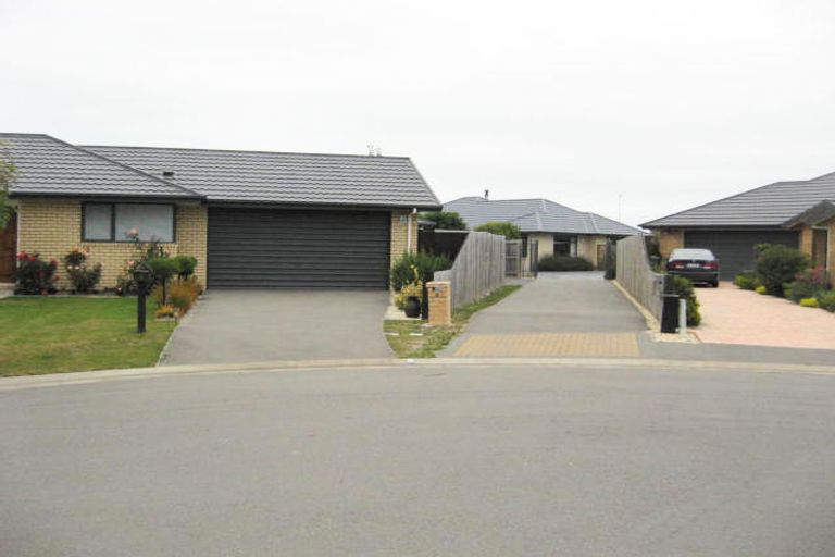 Photo of property in 5 Peel Close, Rolleston, 7614