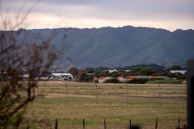 Photo of property in 2 Patterson Lane, Raumati Beach, Paraparaumu, 5032