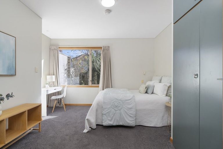 Photo of property in 20a Signal Hill Road, Opoho, Dunedin, 9010