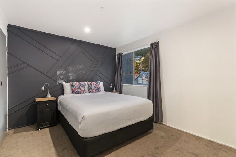 Photo of property in 255c Fernhill Road, Sunshine Bay, Queenstown, 9300