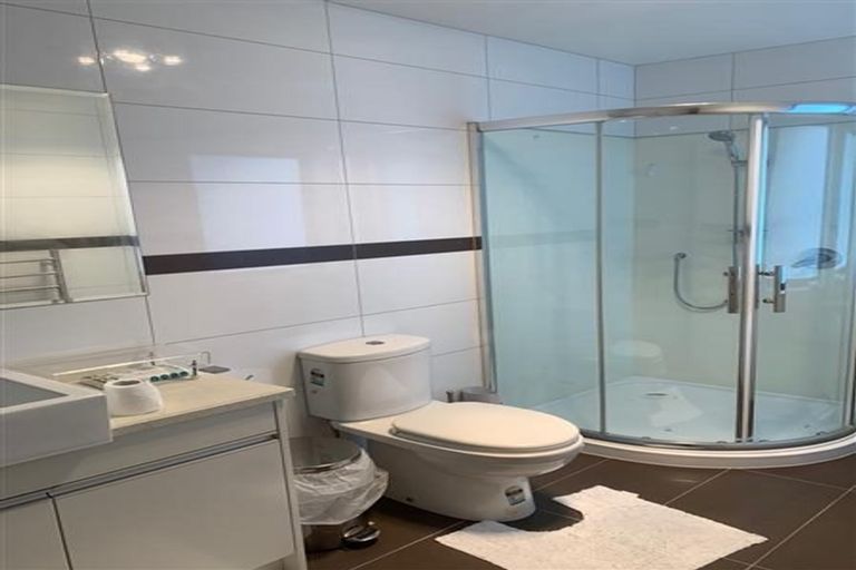 Photo of property in 65 Kirikiri Drive, Papakura, 2110