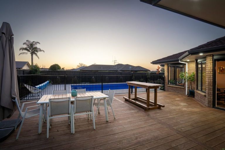 Photo of property in 28 Madison Street, Cambridge, 3434