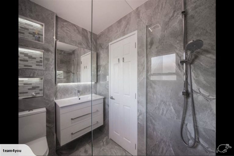 Photo of property in 313 Hobsonville Road, Hobsonville, Auckland, 0618