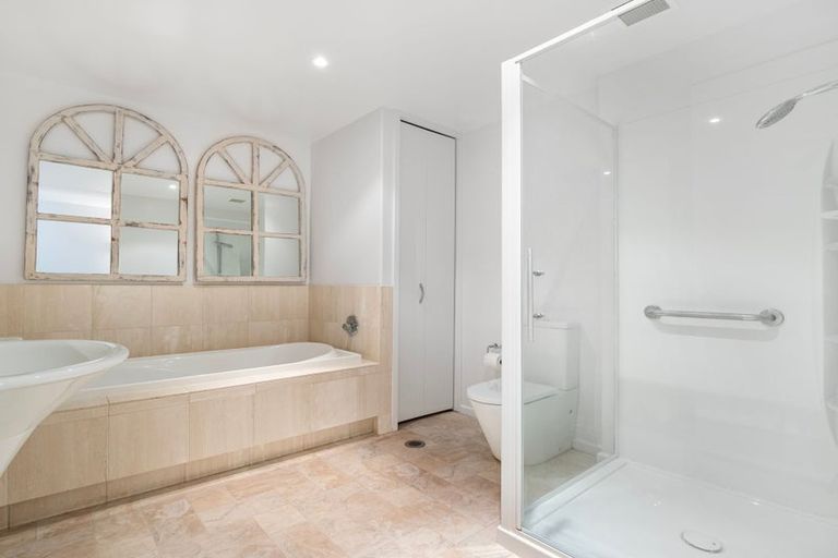 Photo of property in 1152 Whakaue Street, Rotorua, 3010