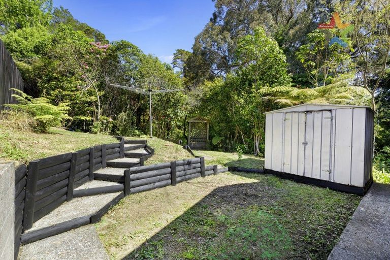 Photo of property in 24 Kennedy Grove, Stokes Valley, Lower Hutt, 5019