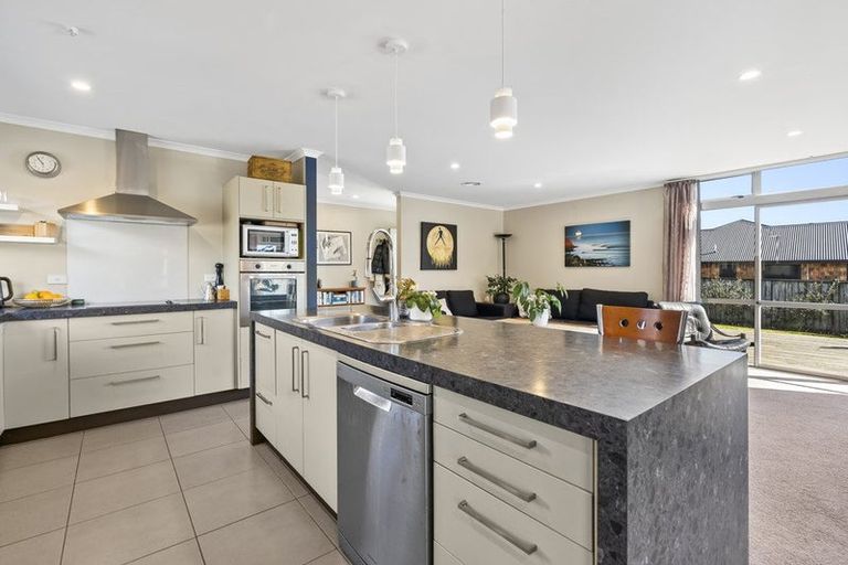 Photo of property in 46 Dillon Drive, Bell Block, New Plymouth, 4312