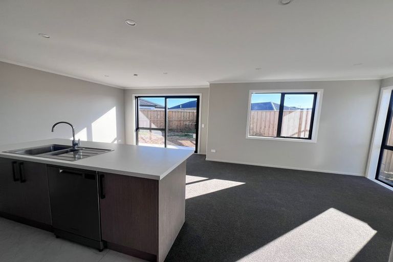 Photo of property in 92 Accadia Drive, Rolleston, 7614