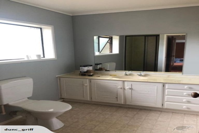 Photo of property in 11 Muscat Place, Henderson, Auckland, 0612
