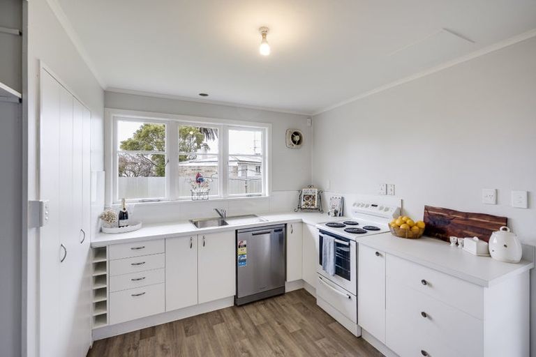 Photo of property in 1 James Foley Avenue, Pirimai, Napier, 4112