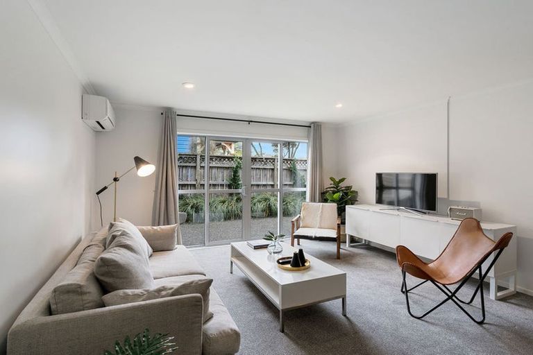 Photo of property in Salisbury Park, 2/226g Salisbury Street, Christchurch Central, Christchurch, 8013
