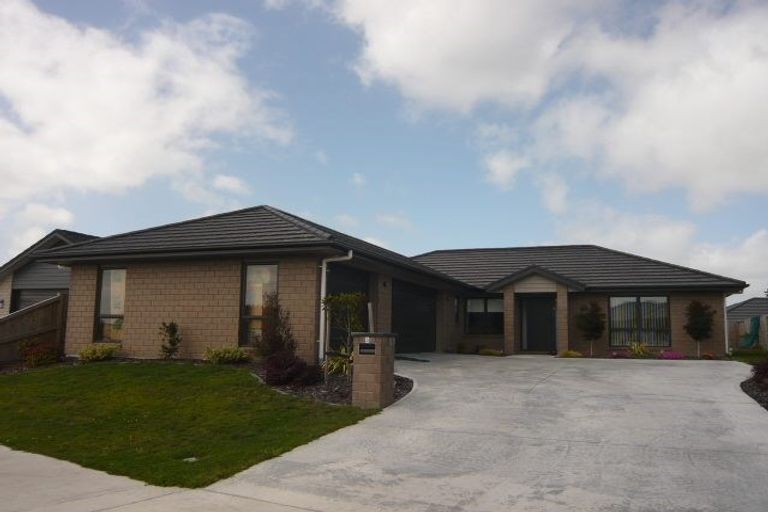 Photo of property in 3 Trauzer Place, Flagstaff, Hamilton, 3210