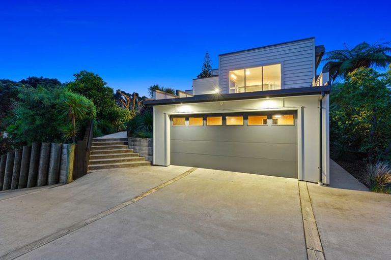 Photo of property in 22 Manly Street, Paraparaumu Beach, Paraparaumu, 5032