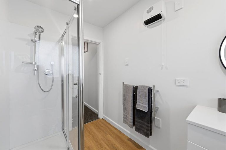 Photo of property in 45 Coopers Road, Dallington, Christchurch, 8061