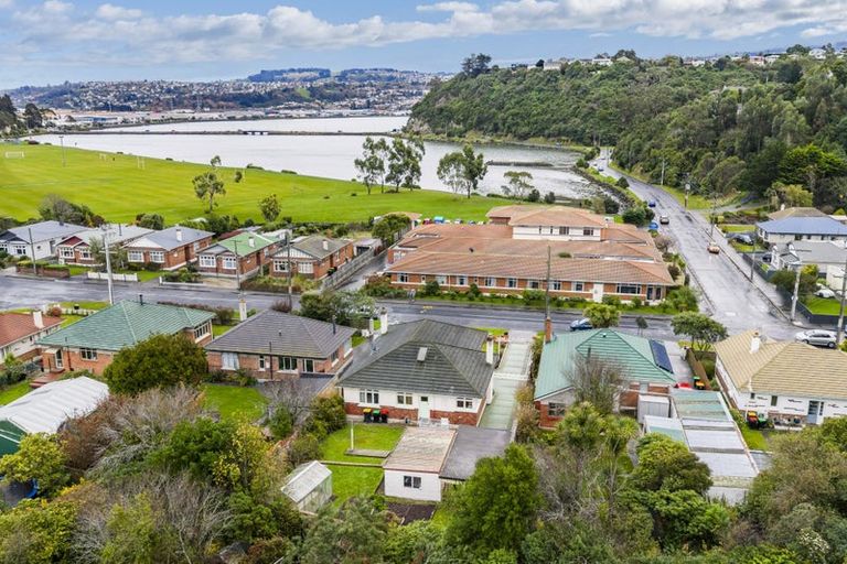 Photo of property in 30 Somerville Street, Andersons Bay, Dunedin, 9013