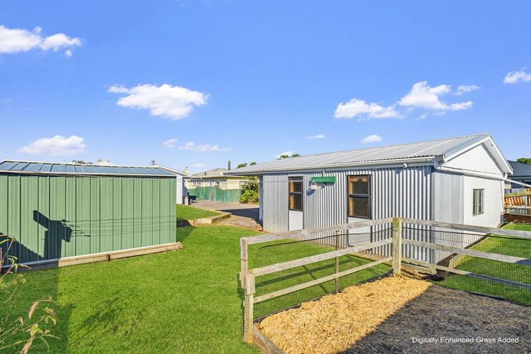 Photo of property in 63 Bamber Street, Castlecliff, Whanganui, 4501