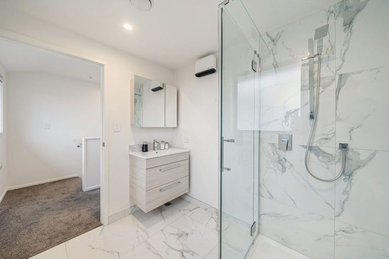 Photo of property in 4/123 Cambridge Terrace, Fairfield, Lower Hutt, 5011