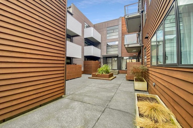 Photo of property in Detroit Apartments, 307/181u Tasman Street, Mount Cook, Wellington, 6021