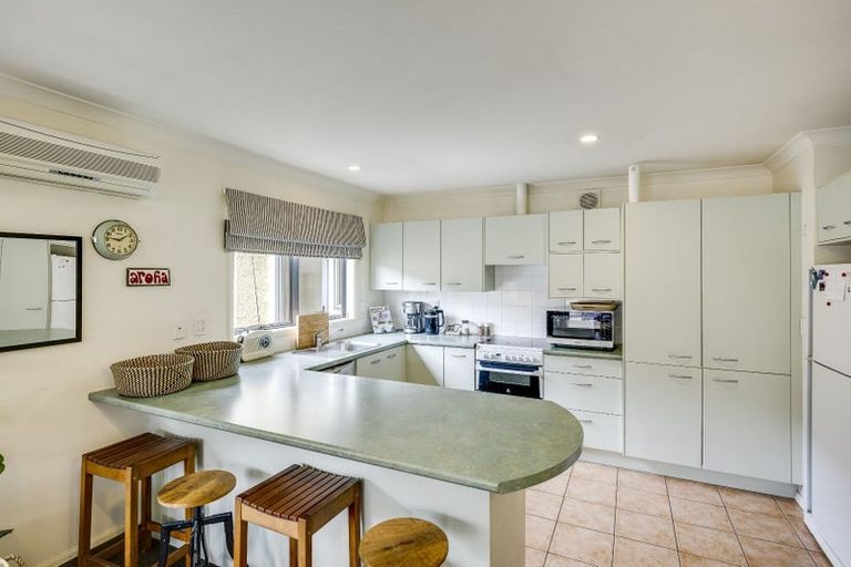 Photo of property in 2/193 Gloucester Street, Taradale, Napier, 4112