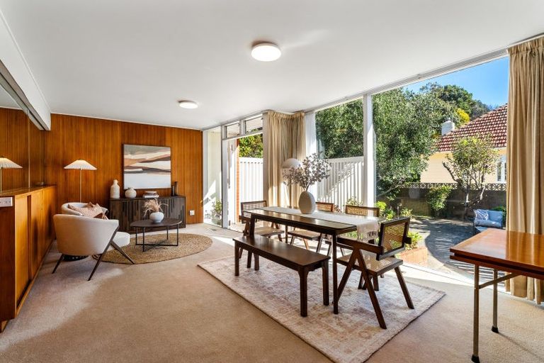 Photo of property in 527 Broadway, Miramar, Wellington, 6022