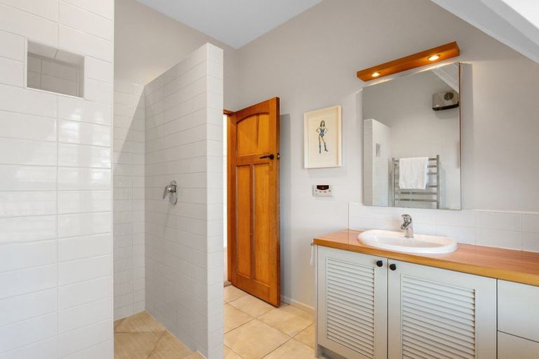 Photo of property in 10 Tuawera Terrace, Clifton, Christchurch, 8081