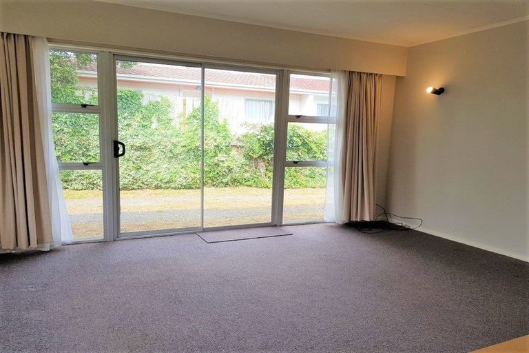 Photo of property in 1 Cluny Road, Plimmerton, Porirua, 5026