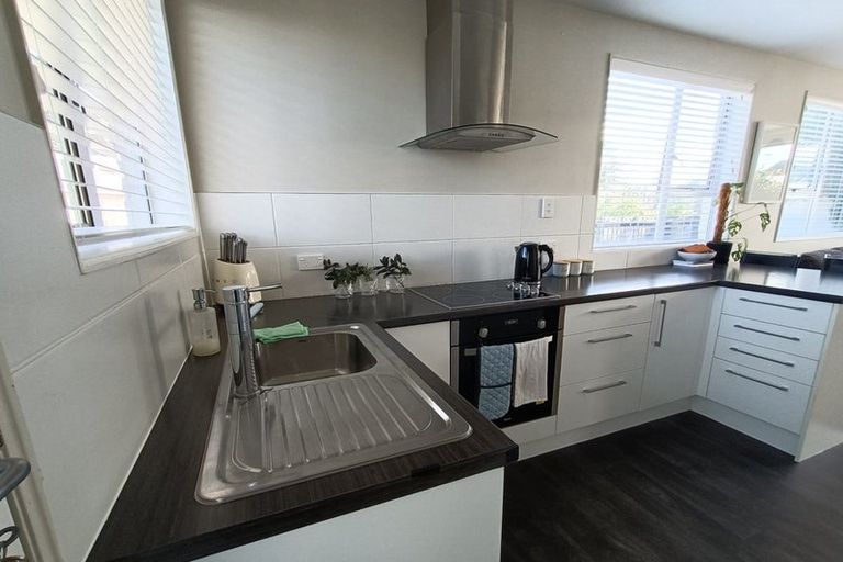 Photo of property in 4/64 Lonsdale Street, New Brighton, Christchurch, 8083