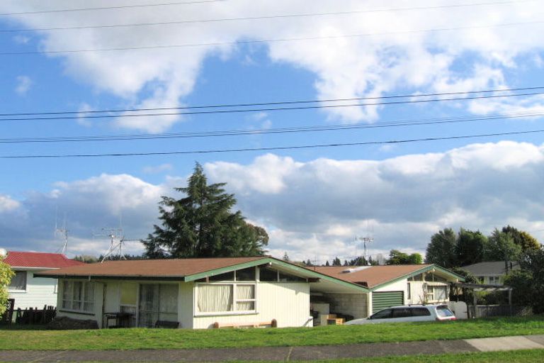 Photo of property in 8b Carlton Street, Bellevue, Tauranga, 3110