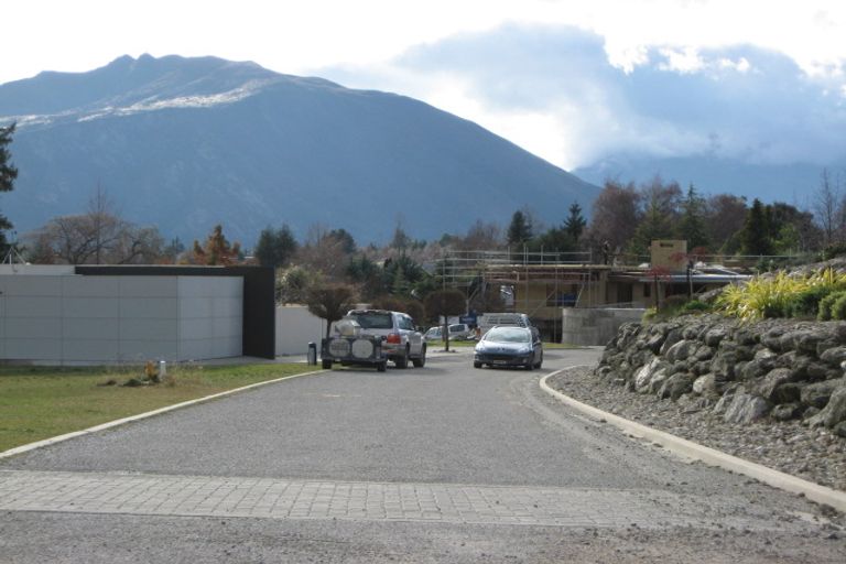 Photo of property in 17 Lucys Way, Wanaka, 9305