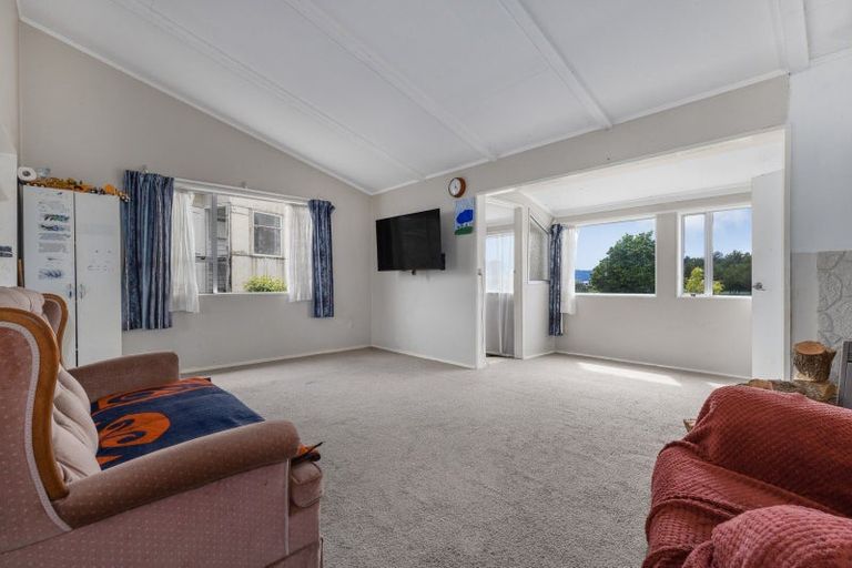 Photo of property in 24 Conclusion Street, Ascot Park, Porirua, 5024