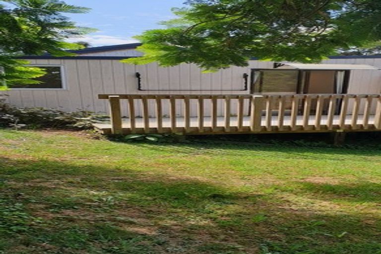 Photo of property in 149 Colwill Road, Massey, Auckland, 0614