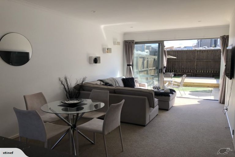 Photo of property in 16 Shelduck Way, Hobsonville, Auckland, 0616