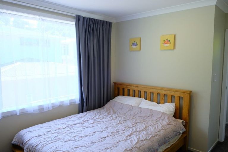 Photo of property in 102u1 Chester Road, Tawa, Wellington, 5028