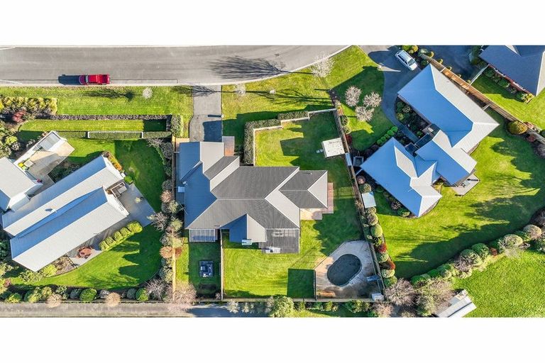 Photo of property in 4 Melville Crescent, Rolleston, 7614