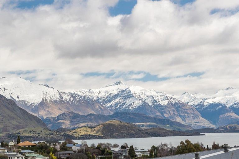 Photo of property in 48 Farrant Drive, Wanaka, 9305