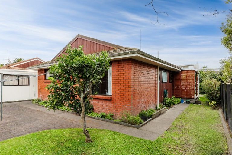 Photo of property in 87 Georges Drive, Napier South, Napier, 4110