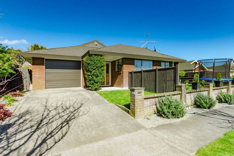 Photo of property in 76 Kapanui Road, Waikanae, 5036