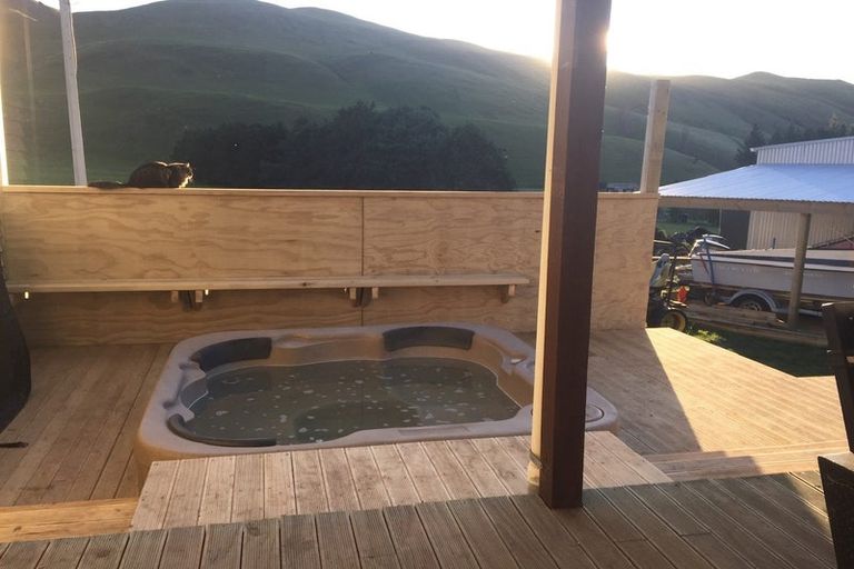 Photo of property in 360 Mutiny Road, Poukawa, Hastings, 4172