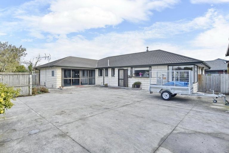 Photo of property in 23 Mackworth Street, Woolston, Christchurch, 8062