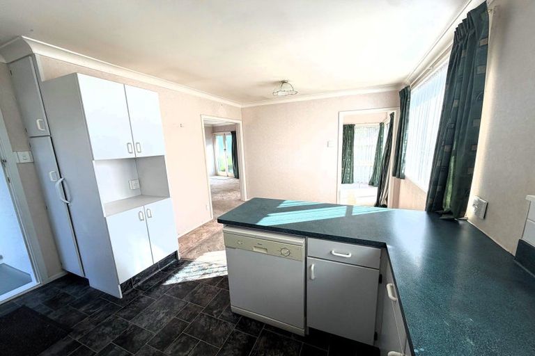 Photo of property in 9 Chamberlain Street, Dannevirke, 4930